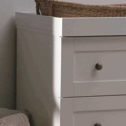 Pure white finish
