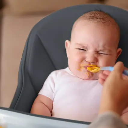 Encourages independent eating