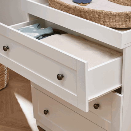 Generous storage