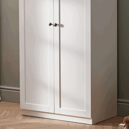 Pure white finish