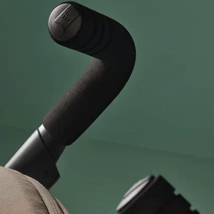 Easy-grip foam handles