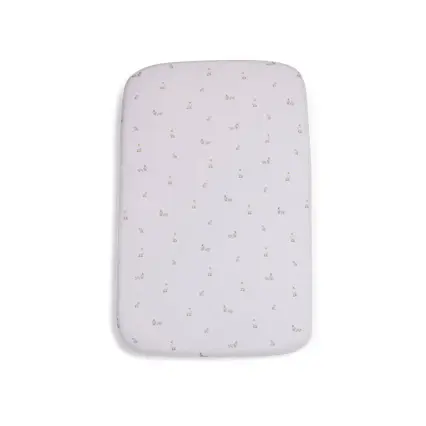 Breathable and absorbent