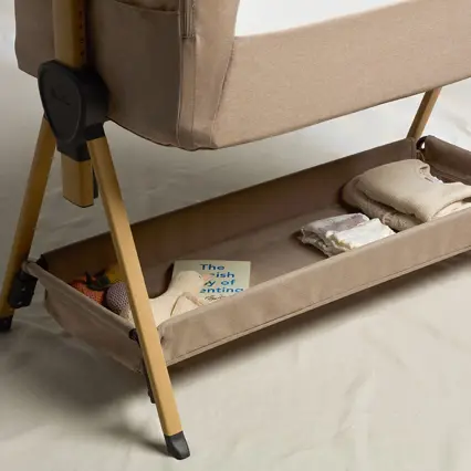 Spacious storage shelf 